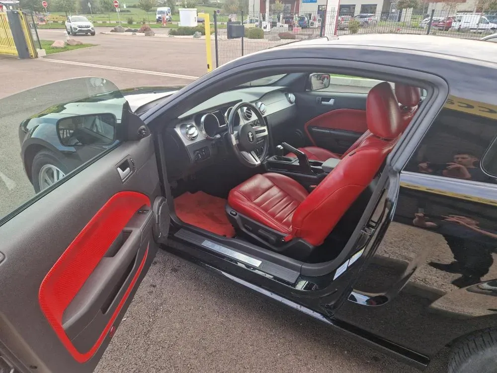 FORD MUSTANG V 4.6 V8 300CV GT PREMIUM BVM5 (2)